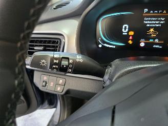 Kia Stonic 1.0 T-GDi MHEV Dyn+L picture 30