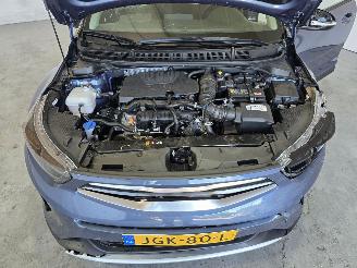 Kia Stonic 1.0 T-GDi MHEV Dyn+L picture 17