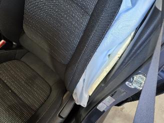 Kia Stonic 1.0 T-GDi MHEV Dyn+L picture 16