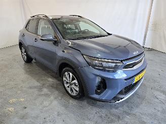 Schadeauto Kia Stonic 1.0 T-GDi MHEV Dyn+L 2025/9