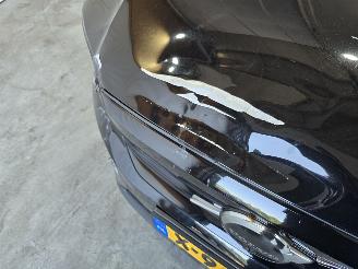 Volvo C-40 Recharge Twin Ultimate 78 kWh picture 17