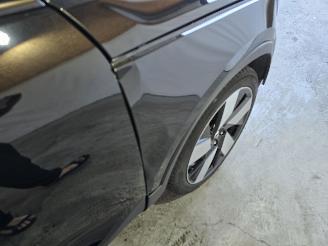 Volvo C-40 Recharge Twin Ultimate 78 kWh picture 9