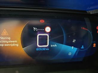 Peugeot 208 1.2 PureTech Allure Pack picture 22