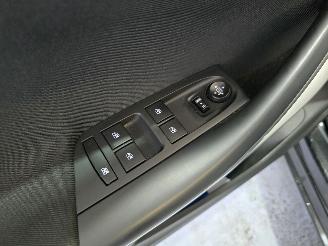 Opel Astra SPORTS TOURER 1.2 Edition picture 25