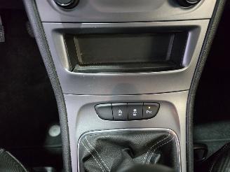 Opel Astra SPORTS TOURER 1.2 Edition picture 33