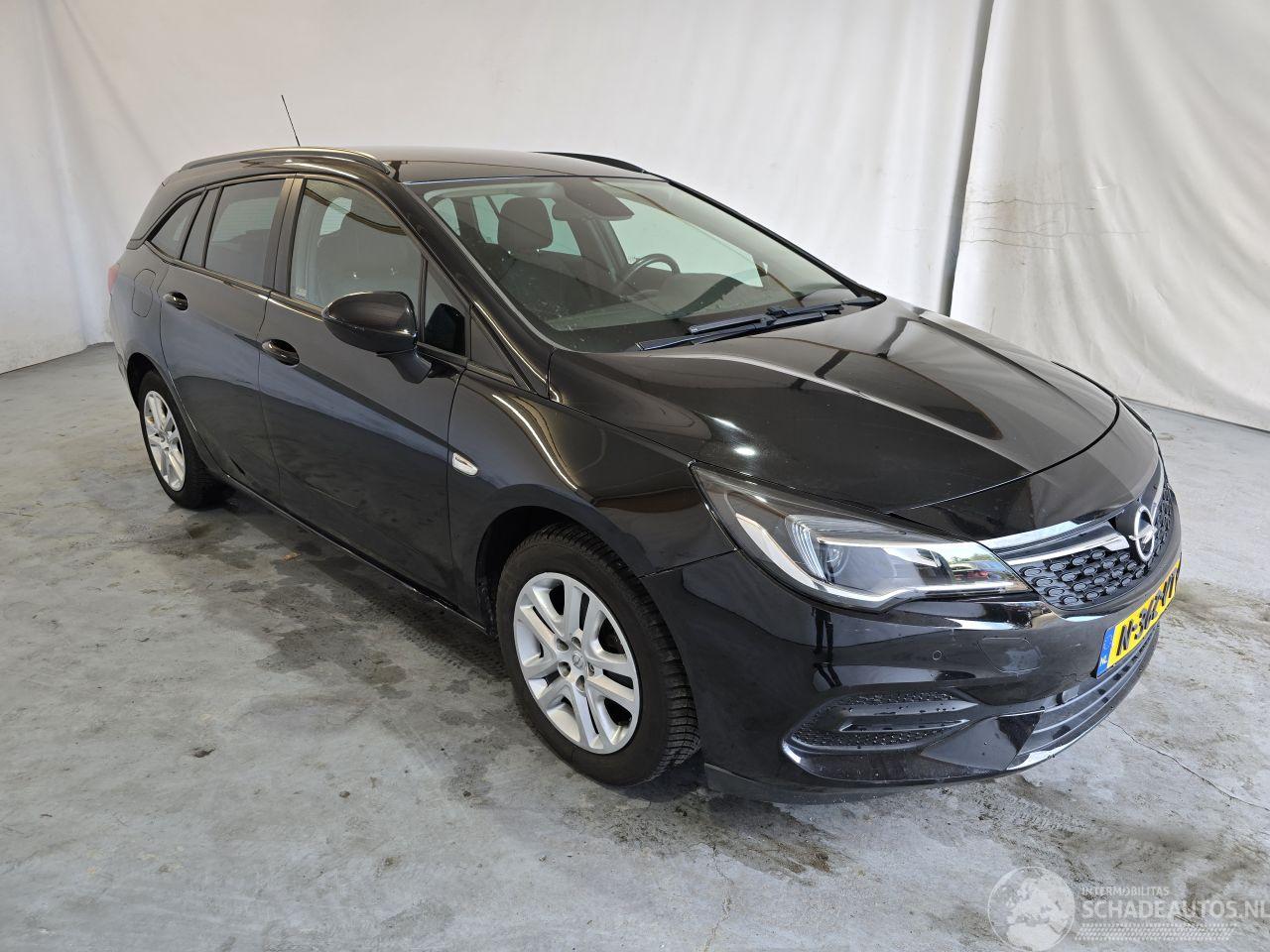Opel Astra SPORTS TOURER 1.2 Edition