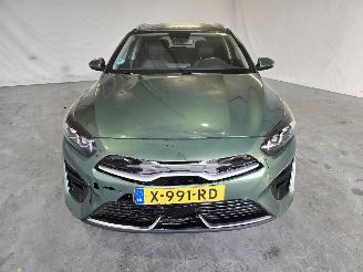 Kia Ceed Sportswagon 1.6 GDI PHEV DynamicPlusLine picture 2