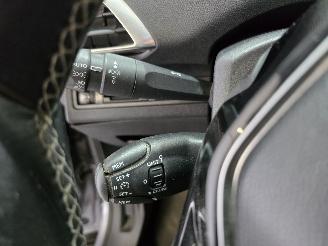 Peugeot 5008 1.2 PureTech Allure picture 27