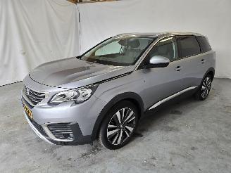 Peugeot 5008 1.2 PureTech Allure picture 3