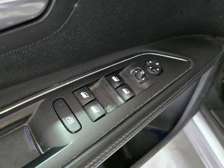 Peugeot 5008 1.2 PureTech Allure picture 25