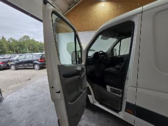 Volkswagen Crafter 28 2.0 TDI L2H1 picture 23