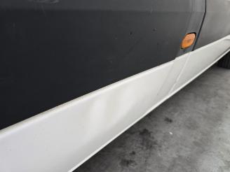 Volkswagen Crafter 28 2.0 TDI L2H1 picture 13