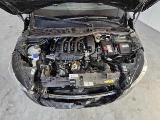 Peugeot 208 1.2 PT Active Pack picture 12