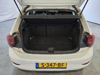 Volkswagen Polo 1.0 TSI Life picture 17