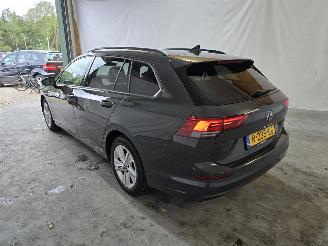 Volkswagen Golf 1.5 TSI Life Business picture 5