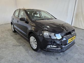 Schadeauto Volkswagen Polo 1.2 TSI Comfortline 2015/4