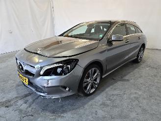 Mercedes Cla-klasse Shooting Brake 180 Prestige picture 3