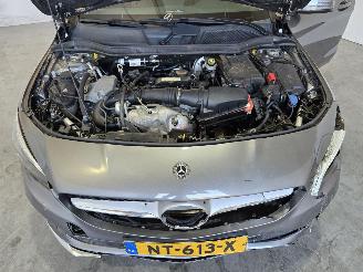 Mercedes Cla-klasse Shooting Brake 180 Prestige picture 17