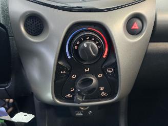 Toyota Aygo 1.0 VVT-i x-play picture 34