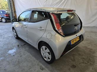 Toyota Aygo 1.0 VVT-i x-play picture 5
