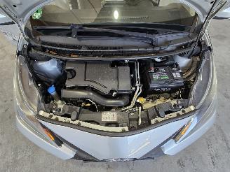 Toyota Aygo 1.0 VVT-i x-play picture 14