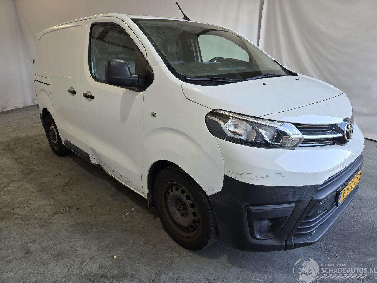 Toyota Proace Compact 1.6 D-4D Cool Comfort