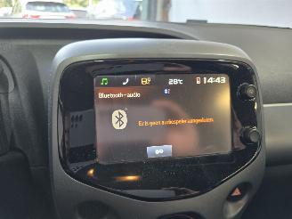 Toyota Aygo 1.0 VVT-i x-play picture 33