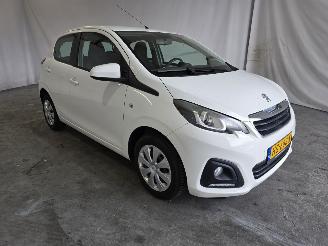 krockskadad bil auto Peugeot 108 1.0 e-VTi Active 2015/11
