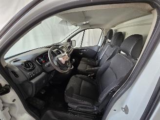 Renault Trafic 2.0 dCi 120 T29 L1H1 Luxe picture 25