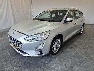 Ford Focus 1.0 EcoBoost Titanium Business picture 3