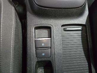 Ford Focus 1.0 EcoBoost Titanium Business picture 31