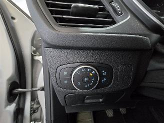 Ford Focus 1.0 EcoBoost Titanium Business picture 21