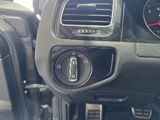 Volkswagen Golf 2.0 TSI GTI picture 29