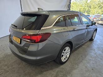 Opel Astra SPORTS TOURER+ picture 7