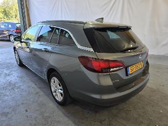 Opel Astra SPORTS TOURER+ picture 5