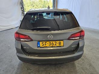 Opel Astra SPORTS TOURER+ picture 6