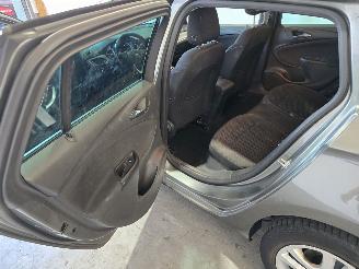 Opel Astra SPORTS TOURER+ picture 19