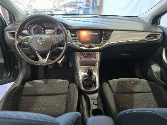 Opel Astra SPORTS TOURER+ picture 23