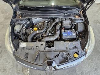 Renault Clio 0.9 TCe Limited picture 12
