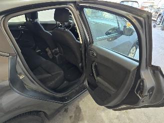 Peugeot 208 1.0 VTi Access picture 14
