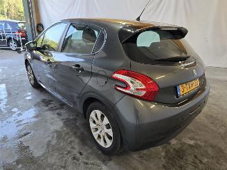 Peugeot 208 1.0 VTi Access picture 5