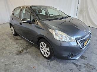 Coche accidentado Peugeot 208 1.0 VTi Access 2014/5