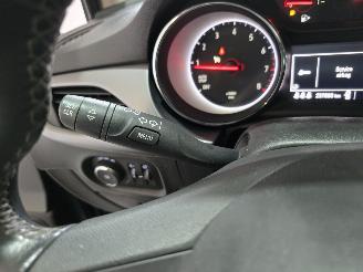 Opel Astra 1.0 Online Edition picture 25