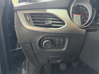Opel Astra SPORTS TOURER picture 25