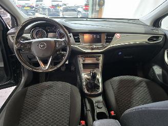 Opel Astra SPORTS TOURER picture 21