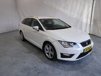 skadebil auto Seat Leon ST 2015/4