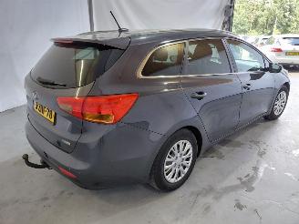 Kia Cee d Sportswagon 1.6 GDI BusinessLine picture 7