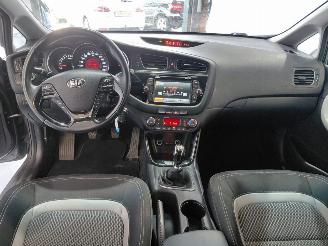 Kia Cee d Sportswagon 1.6 GDI BusinessLine picture 21