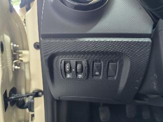 Renault Captur 0.9 TCe Expression picture 24