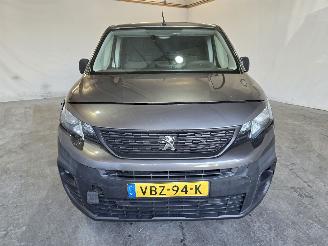 Peugeot Partner 1.5 BlueHDI Premium picture 2